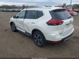 NISSAN ROGUE SV JN8AT2MV4KW380395 fotografie