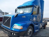 VOLVO VN VNM 4V4MC9EG5GN957924 снимка