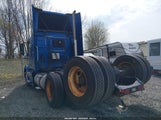 VOLVO VN VNM 4V4MC9EG5GN957924 снимка
