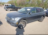 VOLKSWAGEN TIGUAN 2.0T SE/2.0T SE R-LINE BLACK/2.0T SEL 3VV2B7AX6LM108682 снимка