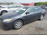 TOYOTA CAMRY LE 4T1BF3EKXAU047089 снимка