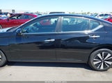 NISSAN ALTIMA SV FWD 1N4BL4DVXNN351088 photo