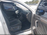 VOLKSWAGEN TIGUAN 2.0T SE R-LINE BLACK 3VVCB7AX5NM040222 fotografie