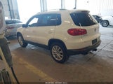 VOLKSWAGEN TIGUAN SE WVGBV7AXXCW572690 fotografie