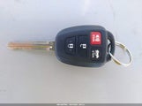 TOYOTA CAMRY LE 4T4BF1FK7CR253577 снимка