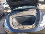 TESLA MODEL Y PERFORMANCE DUAL MOTOR ALL-WHEEL DRIVE 5YJYGDEF1MF092889 fotografie