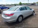 HONDA ACCORD 2.4 LX 1HGCP2F33CA217595 снимка