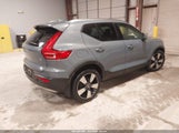 VOLVO XC40 T4 MOMENTUM YV4AC2HK3L2241716 fotografie