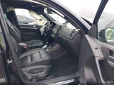VOLKSWAGEN TIGUAN R-LINE WVGBV3AXXEW015452 снимка