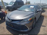 TOYOTA CAMRY XLE 4T1F11AK0MU557031 fotografie