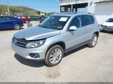 VOLKSWAGEN TIGUAN SE WVGBV7AX5GW505307 photo