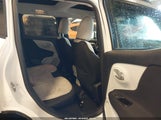 JEEP RENEGADE LATITUDE FWD ZACNJABB6KPK21894 fotografie