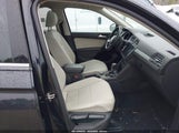 VOLKSWAGEN TIGUAN 2.0T SE/2.0T SEL/2.0T SEL R-LINE/2.0T SEL R-LINE BLACK 3VV2B7AX1KM016264 photo