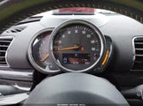 MINI CLUBMAN COOPER S WMWLU5C54J2G03108 photo