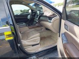 CHEVROLET SUBURBAN LT 1GNSCHKC0JR273224 снимка