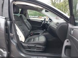 VOLKSWAGEN JETTA 1.4T SE/1.4T WOLFSBURG EDITION 3VWDB7AJ8JM259679 снимка