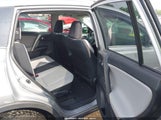 TOYOTA RAV4 XLE 2T3WFREV4GW249652 снимка