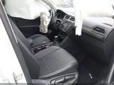 VOLKSWAGEN TIGUAN 2.0T SE/2.0T SEL 3VV2B7AXXJM148230 photo