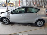 TOYOTA PRIUS C THREE JTDKDTB33D1541713 снимка
