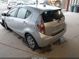 TOYOTA PRIUS C THREE JTDKDTB33D1541713 снимка