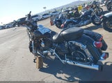 HARLEY-DAVIDSON FLHTK ELECTRA GLIDE ULTRA LTD 1HD1KEL10EB711594 снимка
