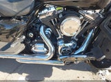 HARLEY-DAVIDSON FLHTK ELECTRA GLIDE ULTRA LTD 1HD1KEL10EB711594 снимка