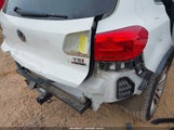 VOLKSWAGEN TIGUAN SEL WVGBV7AXXGW585445 photo