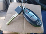 NISSAN VERSA 1.8SL 3N1BC11E47L439072 снимка