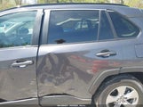 TOYOTA RAV4 XLE 2T3P1RFV9RC434981 снимка
