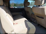TOYOTA TUNDRA GRADE 5.7L V8 5TFDY5F14AX098563 fotografie