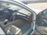 ACURA RL 3.7 JH4KB2F69AC000054 снимка