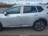 NISSAN ROGUE SV FWD 5N1BT3BA5PC836883 fotografie