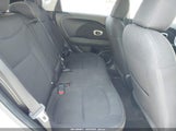 KIA SOUL + KNDJP3A57E7725296 fotografie