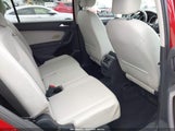 VOLKSWAGEN TIGUAN 2.0T SE/2.0T SEL 3VV3B7AX9JM031453 снимка