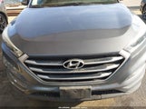 HYUNDAI TUCSON SE KM8J33A40HU329666 снимка