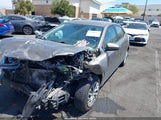 TOYOTA COROLLA LE 5YFBURHE3JP811588 снимка