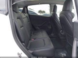 TESLA MODEL Y LONG RANGE DUAL MOTOR ALL-WHEEL DRIVE 5YJYGDEE8MF199686 снимка