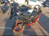 SUZUKI GSX-R750 JS1GR7MA8J2100539 снимка