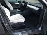 TESLA MODEL Y LONG RANGE DUAL MOTOR ALL-WHEEL DRIVE 7SAYGDEE7SF247212 fotografie