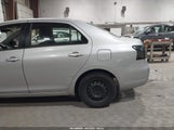TOYOTA YARIS JTDBT903781251568 снимка