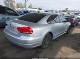 VOLKSWAGEN PASSAT 1.8T S 1VWAT7A34FC077021 снимка