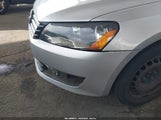VOLKSWAGEN PASSAT 1.8T S 1VWAT7A34FC077021 снимка