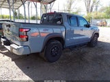 NISSAN FRONTIER PRO-4X 4X4 1N6ED1EK5NN685565 photo