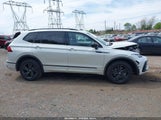 VOLKSWAGEN TIGUAN 2.0T SE R-LINE BLACK 3VV8B7AX9RM231038 fotografie