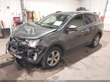 TOYOTA RAV4 XLE JTMRFREV8FD127238 снимка