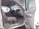 CHEVROLET C3500 HD CHASSIS 1GBKC34J1YF477733 снимка