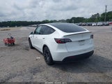 Tesla Model Y Performance Dual Motor All-Wheel Drive 7SAYGDEF5NF373078 fotografie