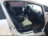 KIA FORTE LX 3KPFL4A7XJE235390 снимка