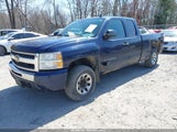 CHEVROLET SILVERADO 1500 LS 1GCRKREA5BZ210499 снимка