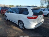 TOYOTA SIENNA LE 8 PASSENGER 5TDKK3DC5FS577945 photo